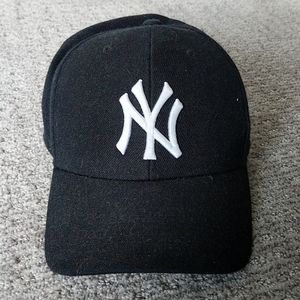 Yankees ball cap